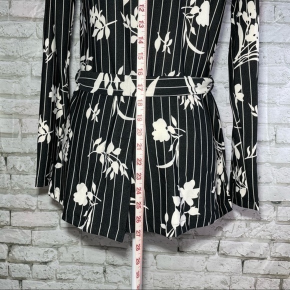 MILAN KISS Black White Floral Jacket Medium - Picture 15 of 16